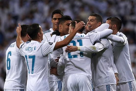 利物浦战平本菲卡,C罗乌龙送礼欧冠 利物浦战平本菲卡,C罗乌龙送礼欧冠